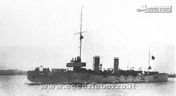 2423C_RN_Piemonte_1888_ariete_incrociatore_in_navigazione_babordo_1895.jpg