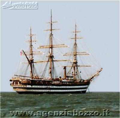 nave scuola amerigo vespucci